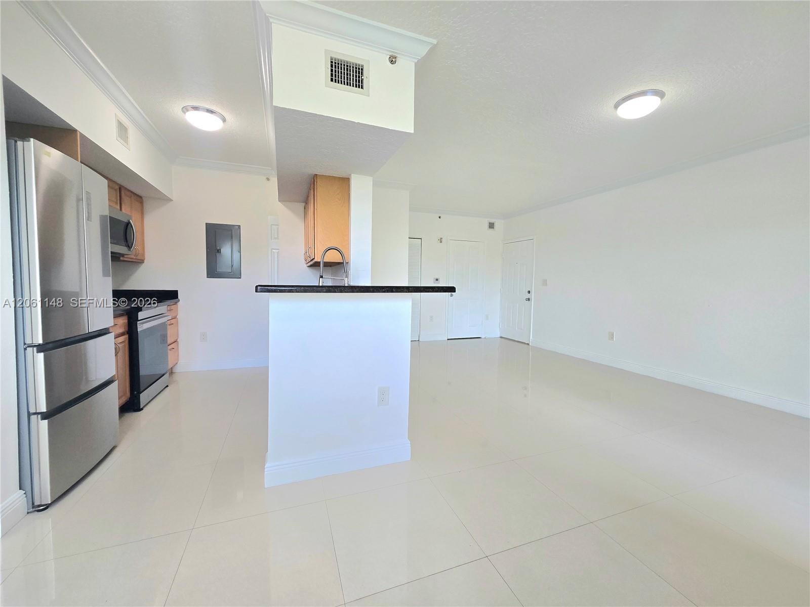 11600 SW 2nd Street 18104 — photo 4