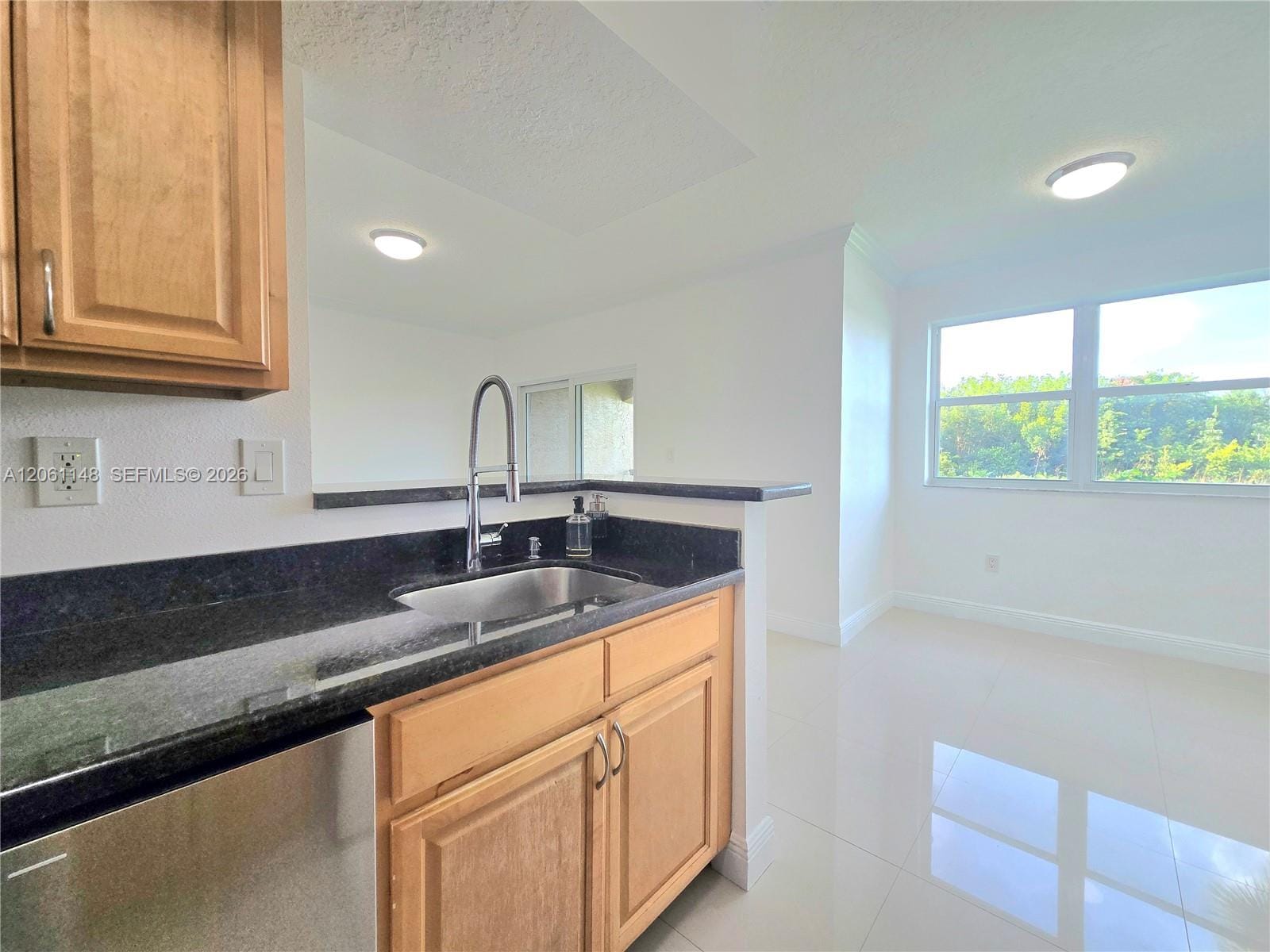 11600 SW 2nd Street 18104 — photo 6