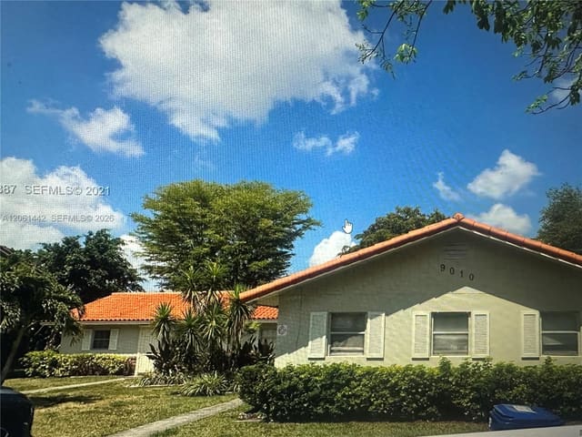 9010 NW 38th Drive 3, Coral Springs, FL 33065