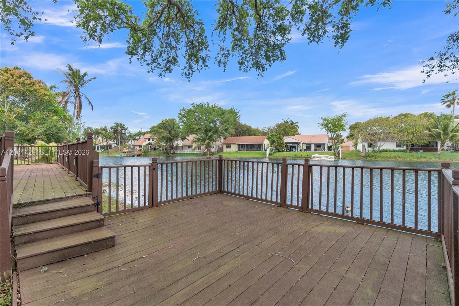 2905 Begonia Way — photo 2