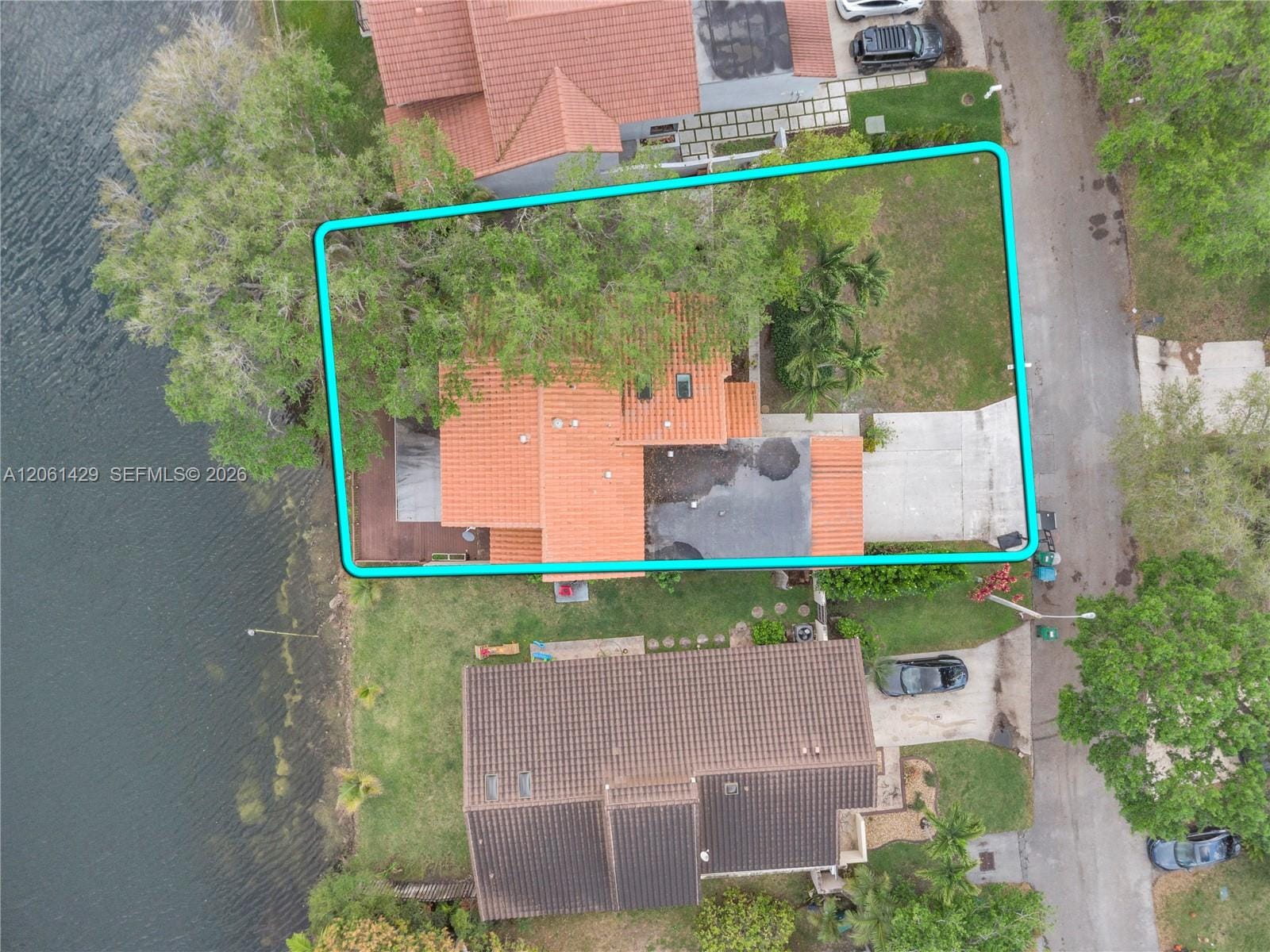 2905 Begonia Way — photo 6