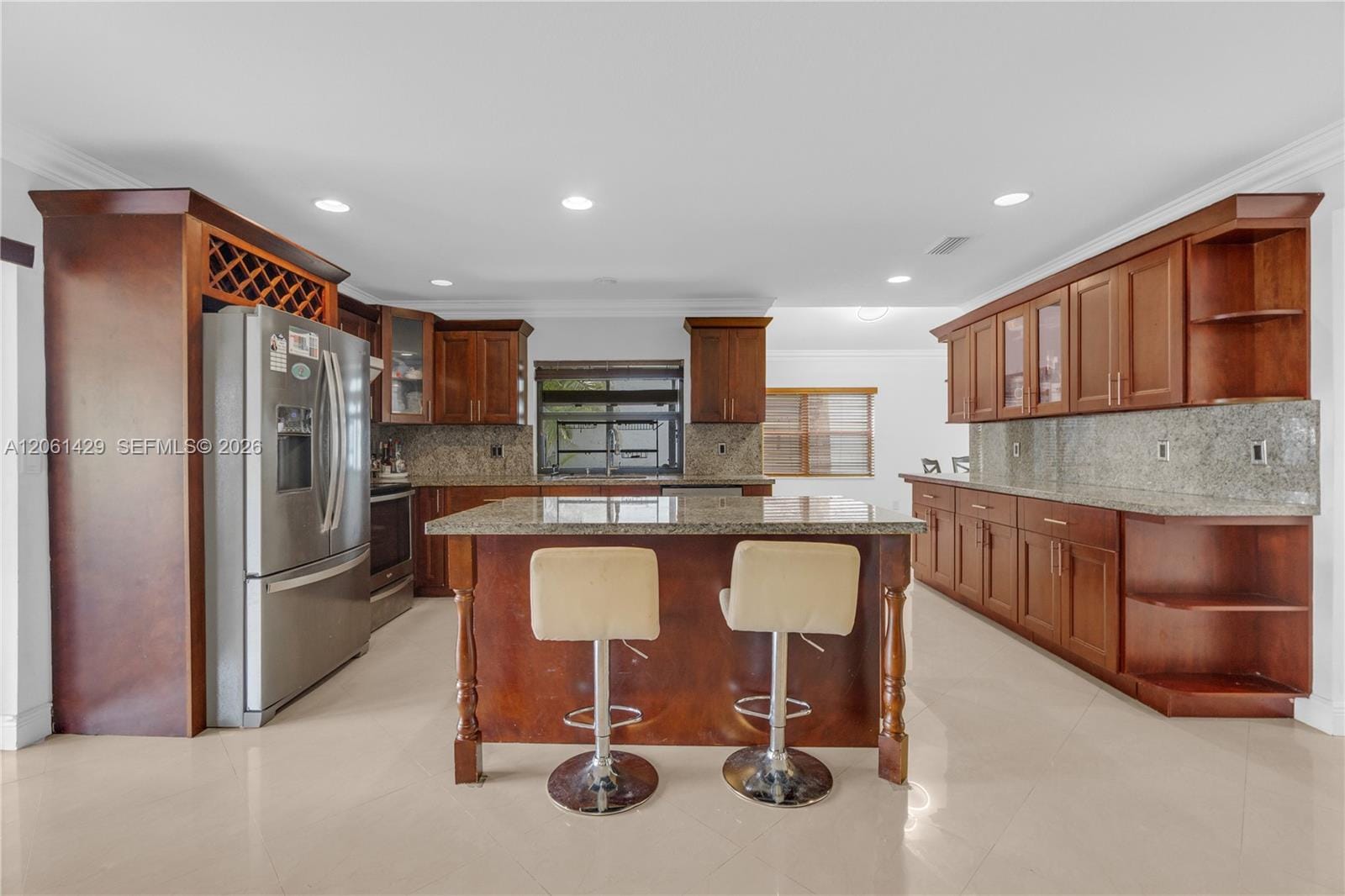 2905 Begonia Way — photo 8