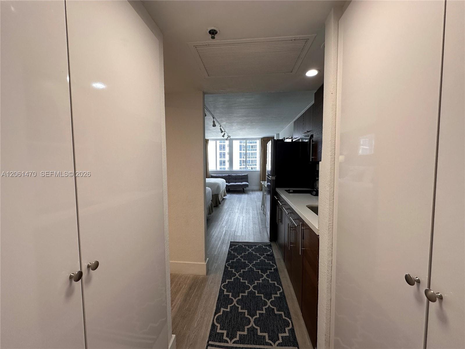 19201 Collins Avenue 723, Sunny Isles Beach, FL 33160 photo 15