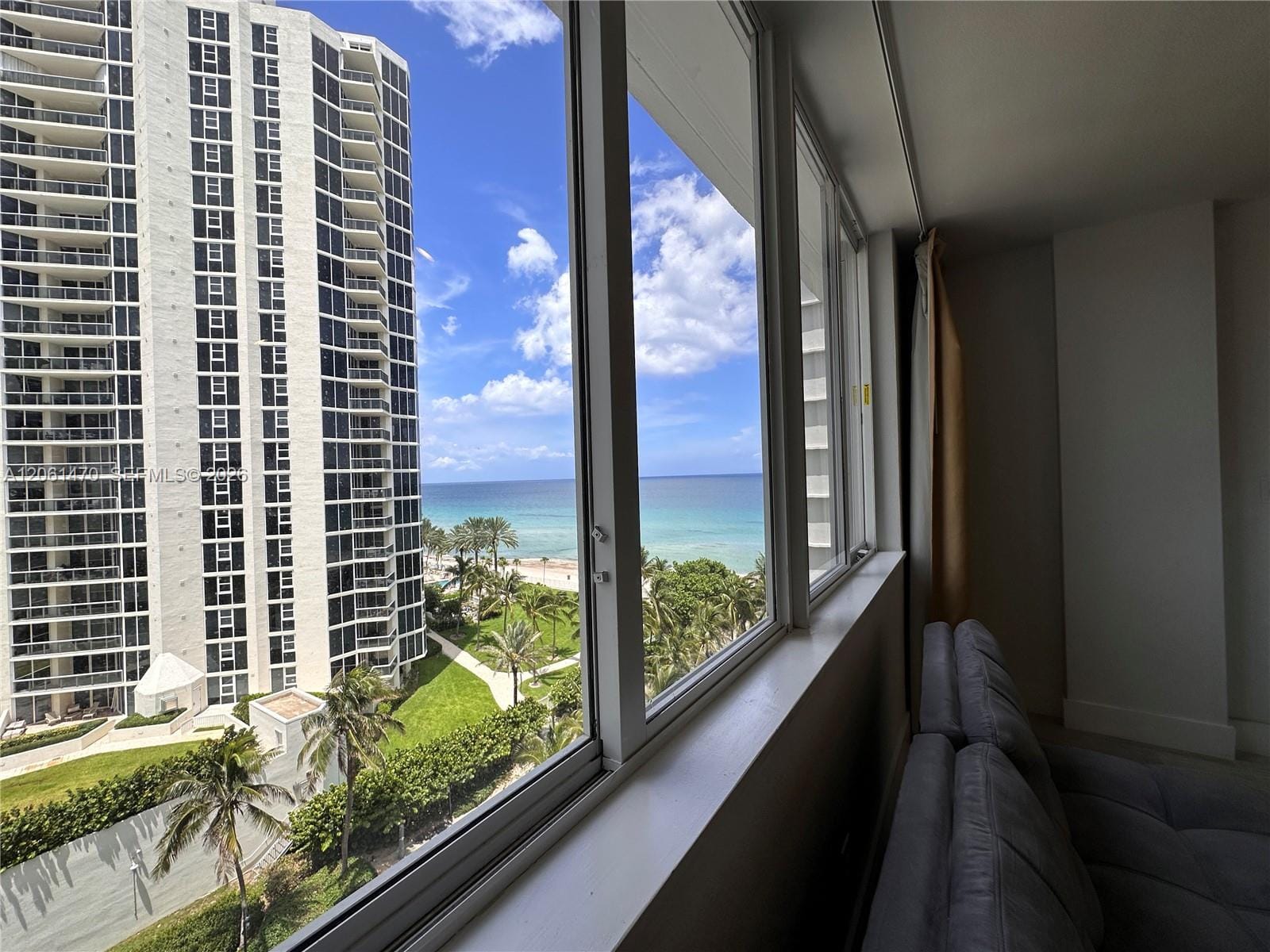 19201 Collins Avenue 723, Sunny Isles Beach, FL 33160 photo 27