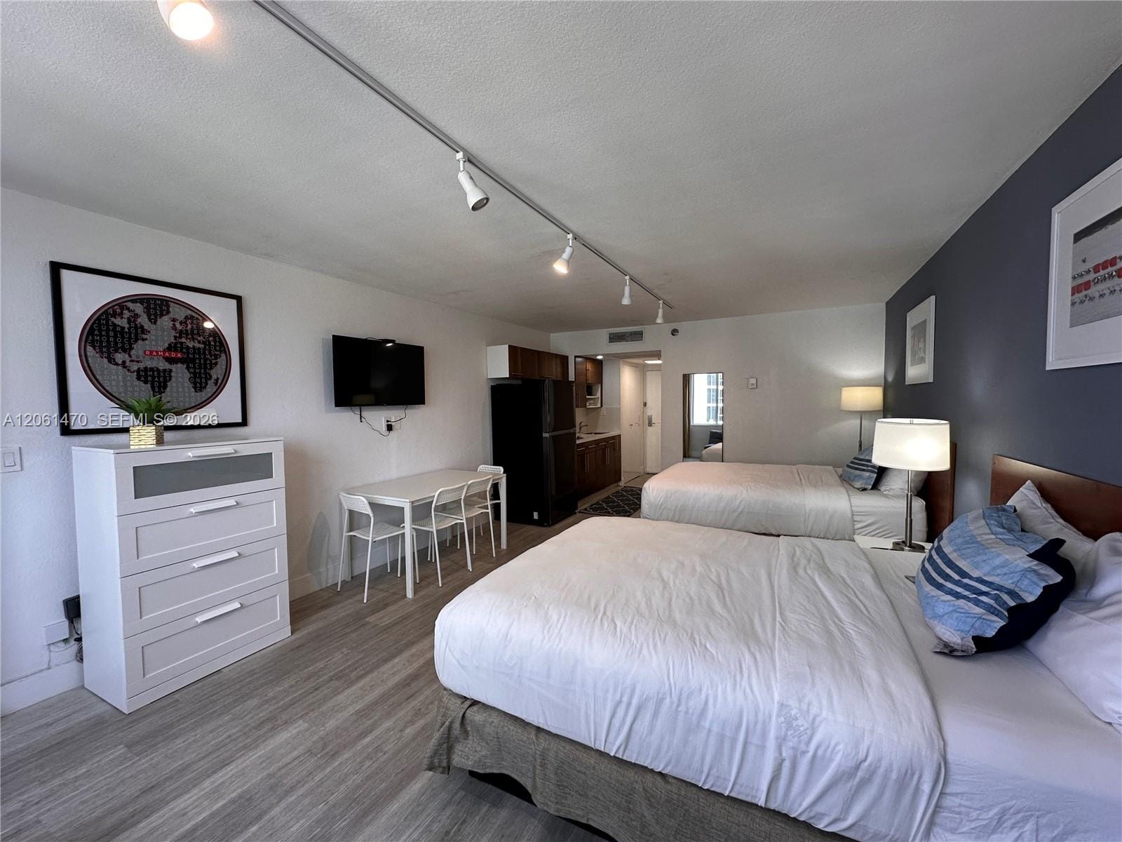 19201 Collins Avenue 723, Sunny Isles Beach, FL 33160 photo 28