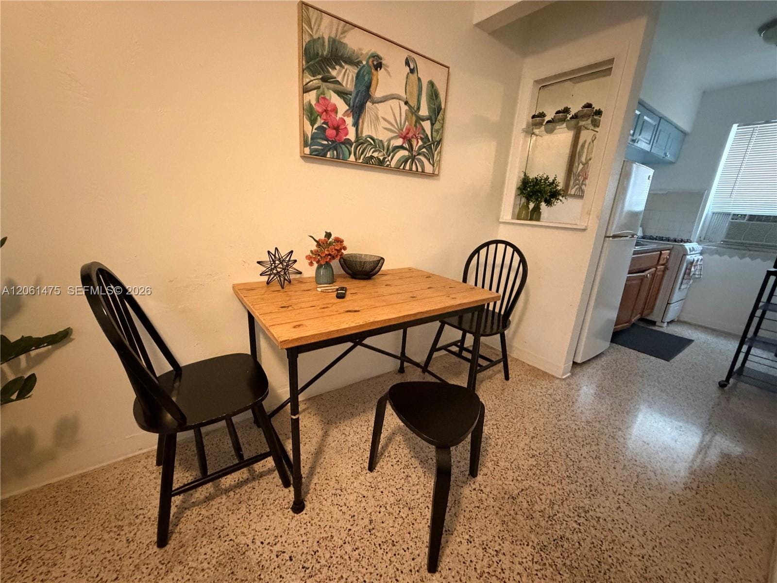 461 SW 6th Street 5 — photo 5