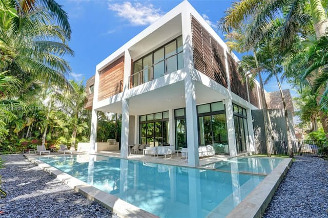 240 Ocean Boulevard, Golden Beach, FL 33160