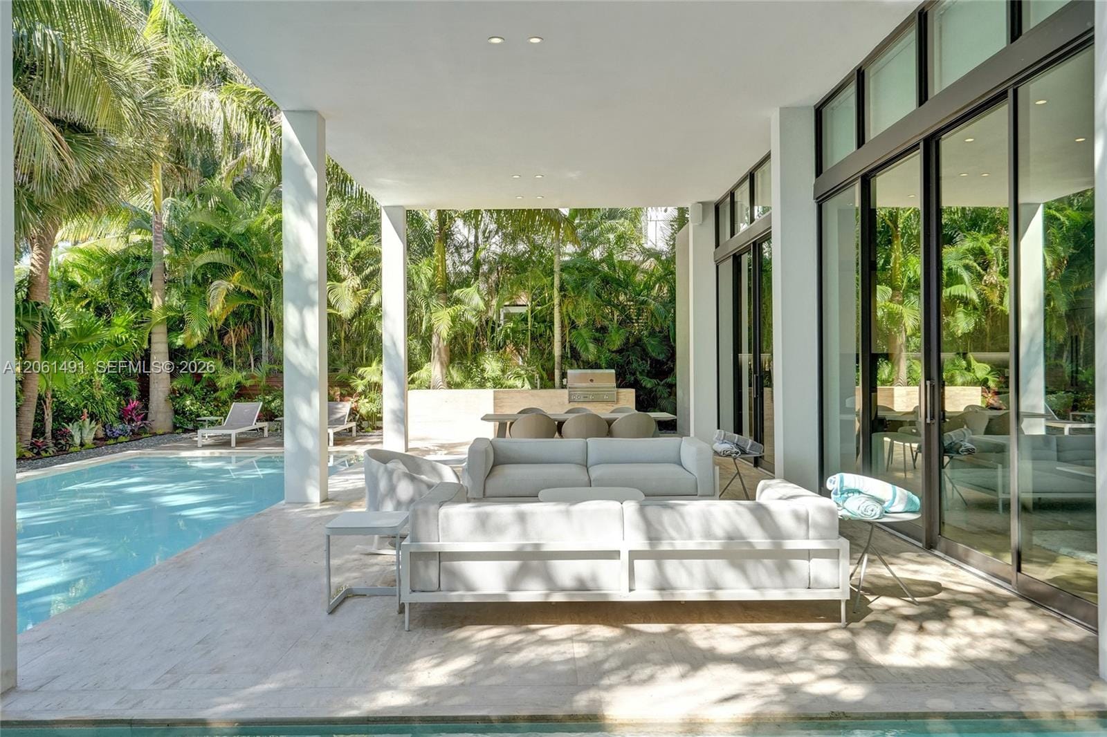240 Ocean Boulevard, Golden Beach, FL 33160 photo 17