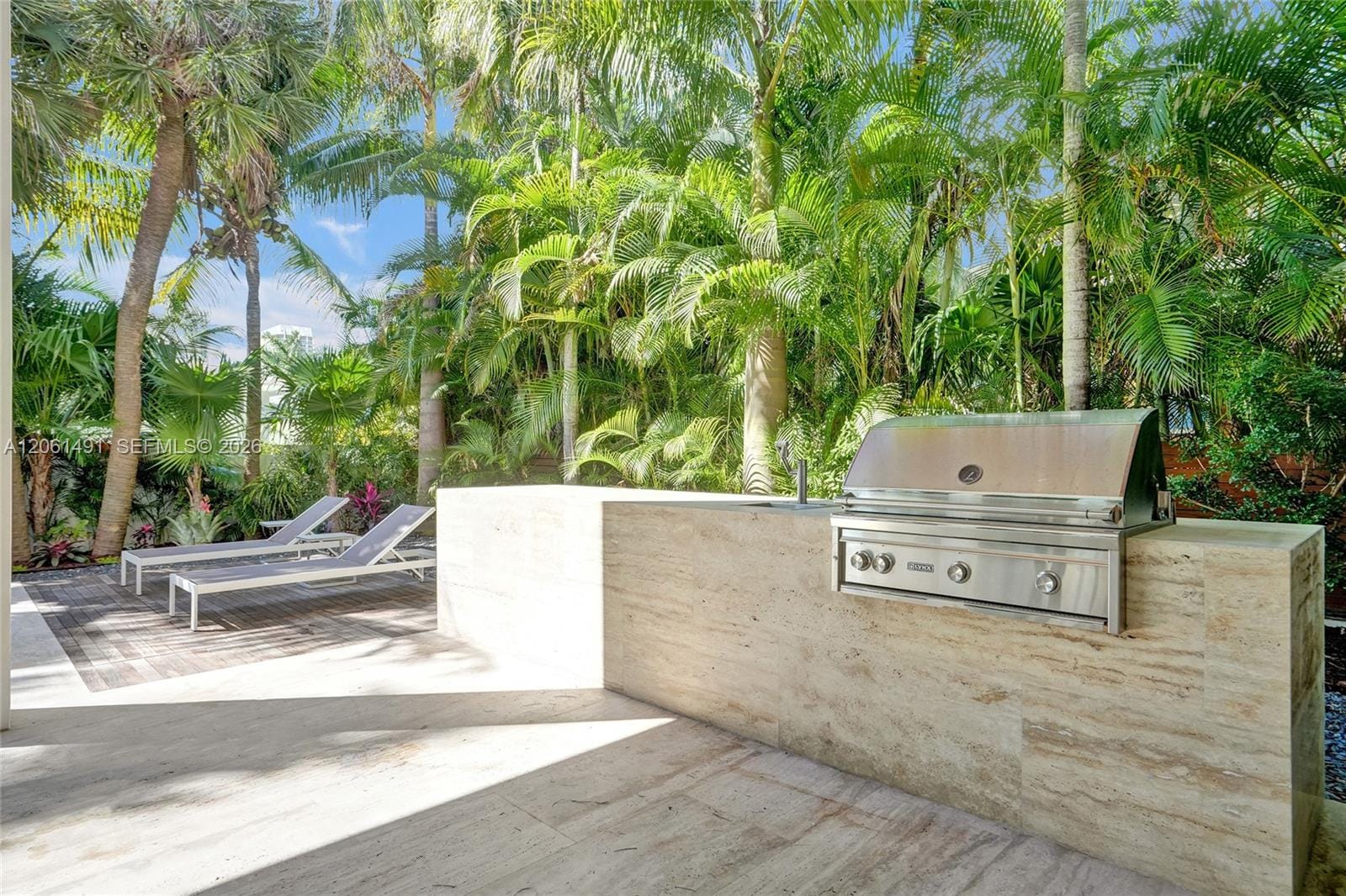 240 Ocean Boulevard, Golden Beach, FL 33160 photo 23