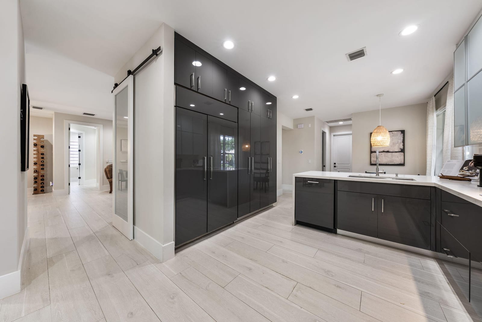 4762 VILLAGE Way — photo 10