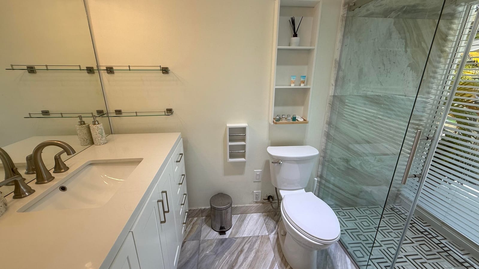 1526 Cormorant Road — photo 7