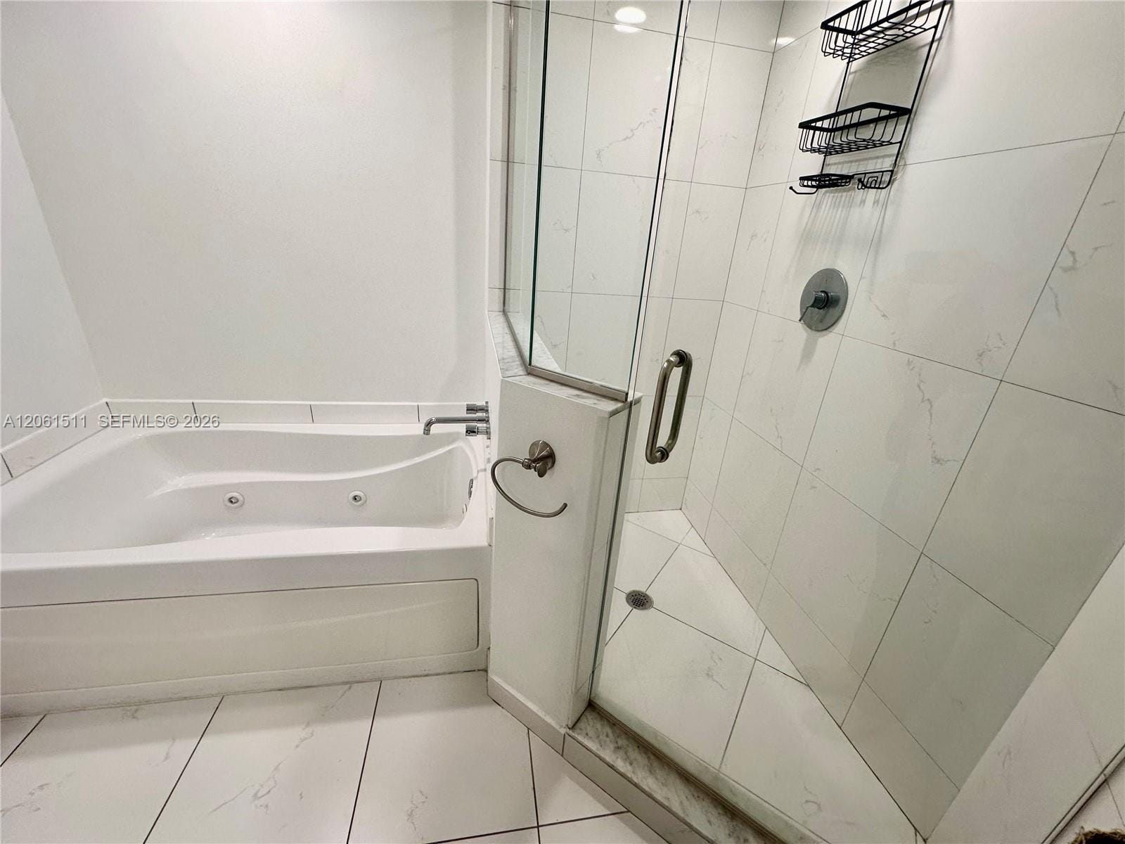 500 Brickell Avenue 2407, Miami, FL 33131 photo 16