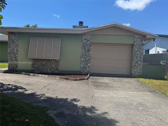9110 SW 200 Street, sold in Old Cutler Cove Addn, Cutler Bay, FL