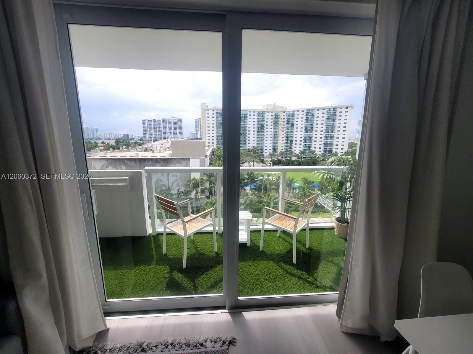 19201 Collins Avenue 632 — photo 6