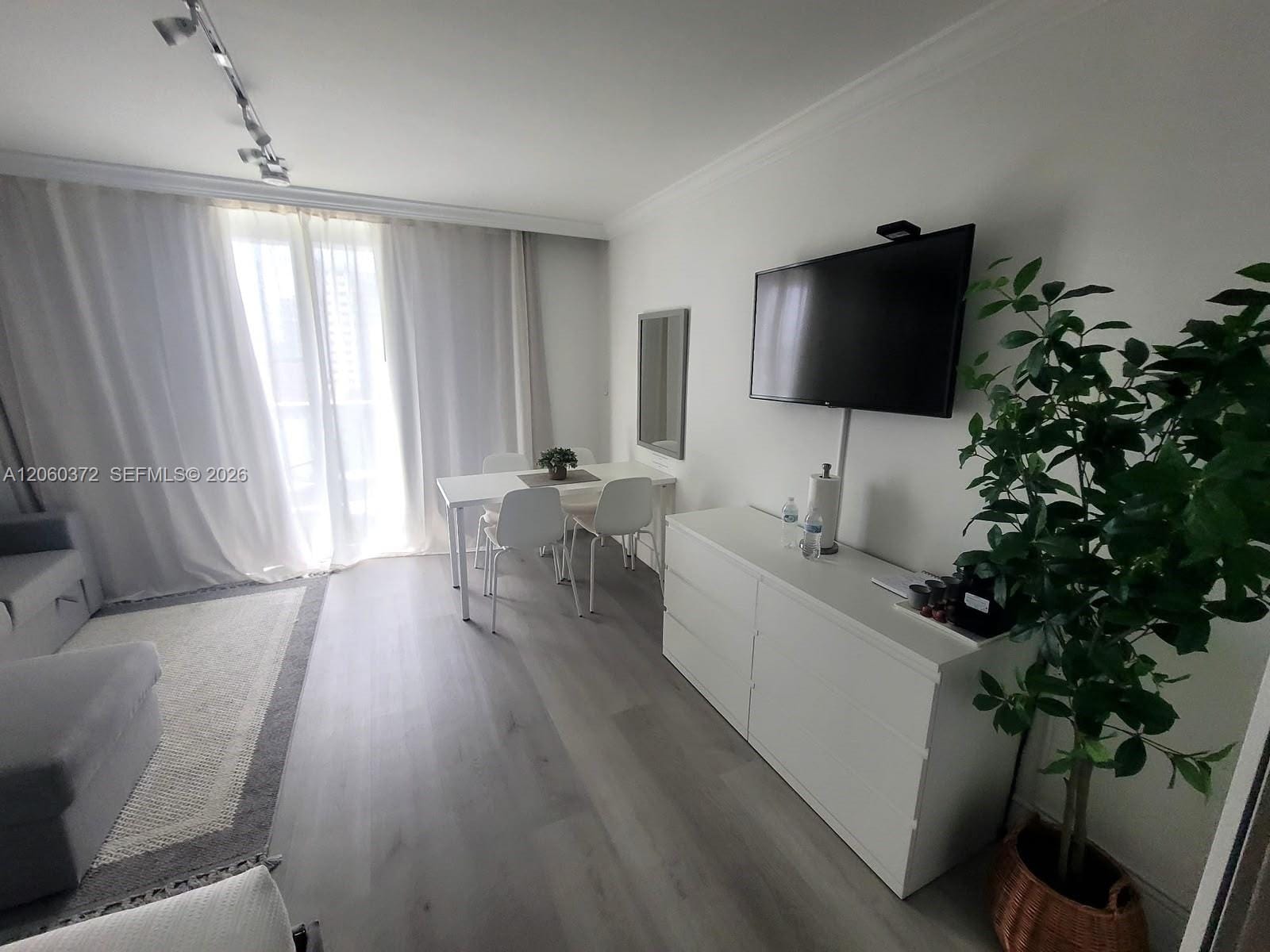 19201 Collins Avenue 632 — photo 7