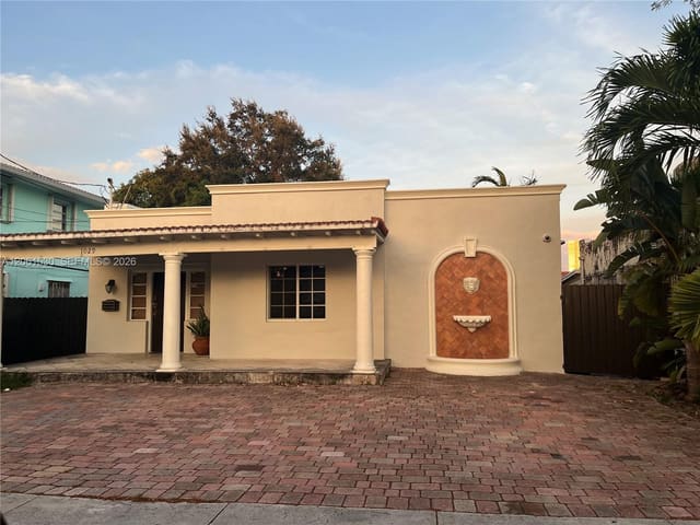 1029 SW 10th Avenue, Miami, FL 33130