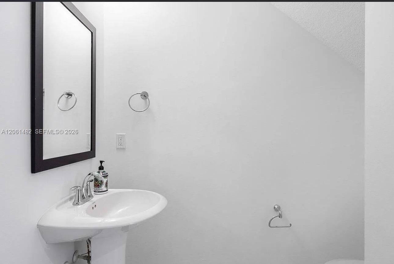 5485 Starfish Road — photo 8