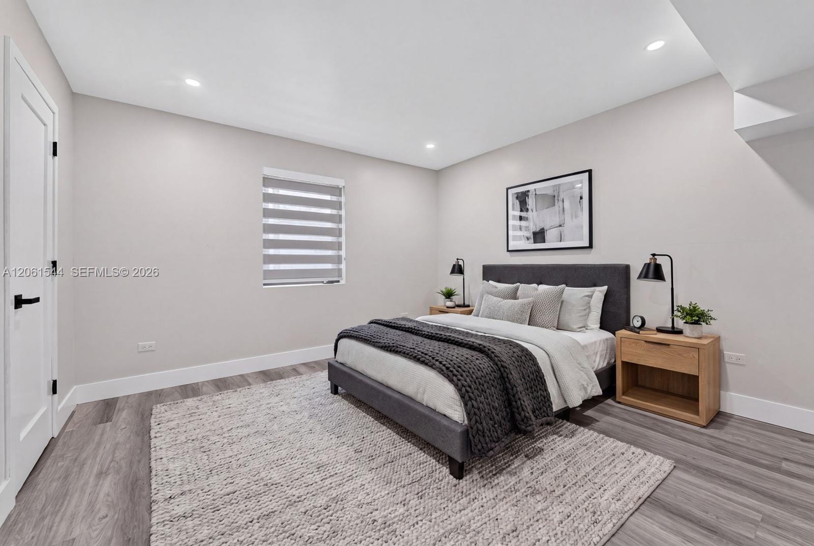 858 E 21st Street — photo 11
