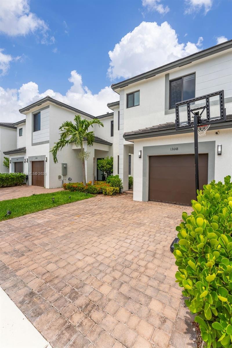 13648 SW 157th Court 13648 — photo 4