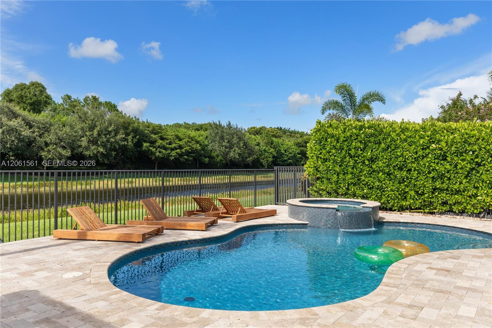 9529 Eden Roc Court 0 — photo 11