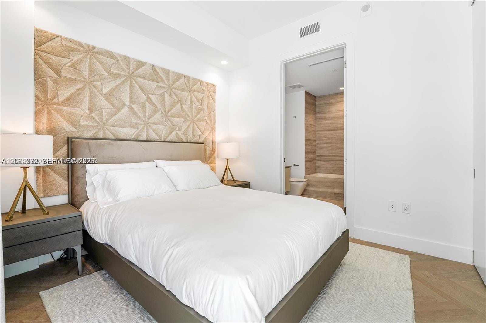 5775 Collins Avenue 704 — photo 12