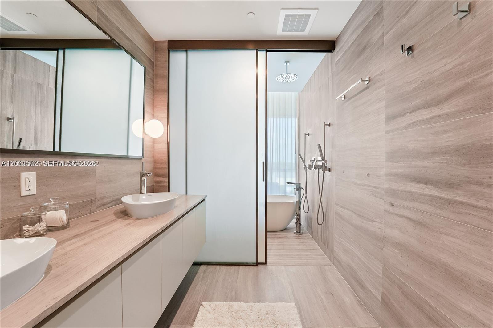 5775 Collins Avenue 704, Miami Beach, FL 33140 photo 19