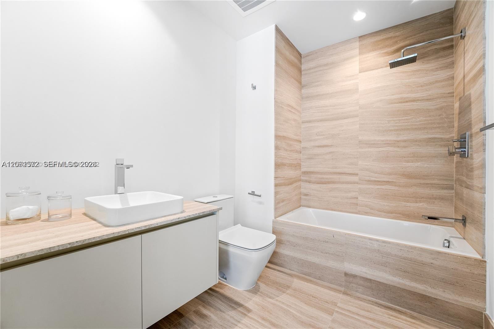 5775 Collins Avenue 704, Miami Beach, FL 33140 photo 21