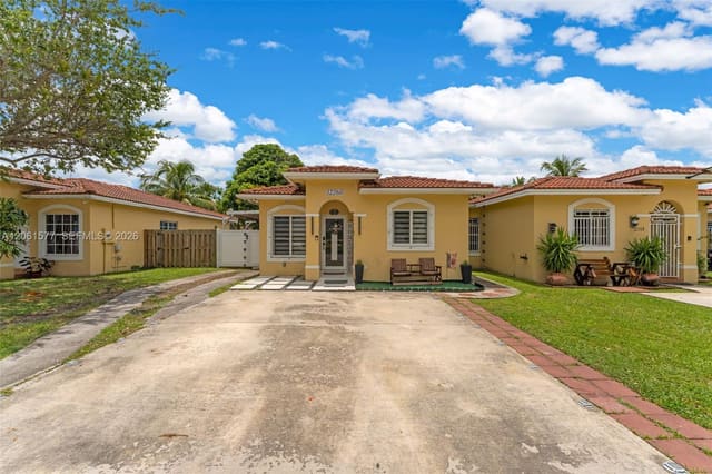 12260 SW 214th Street 2, Miami, FL 33177
