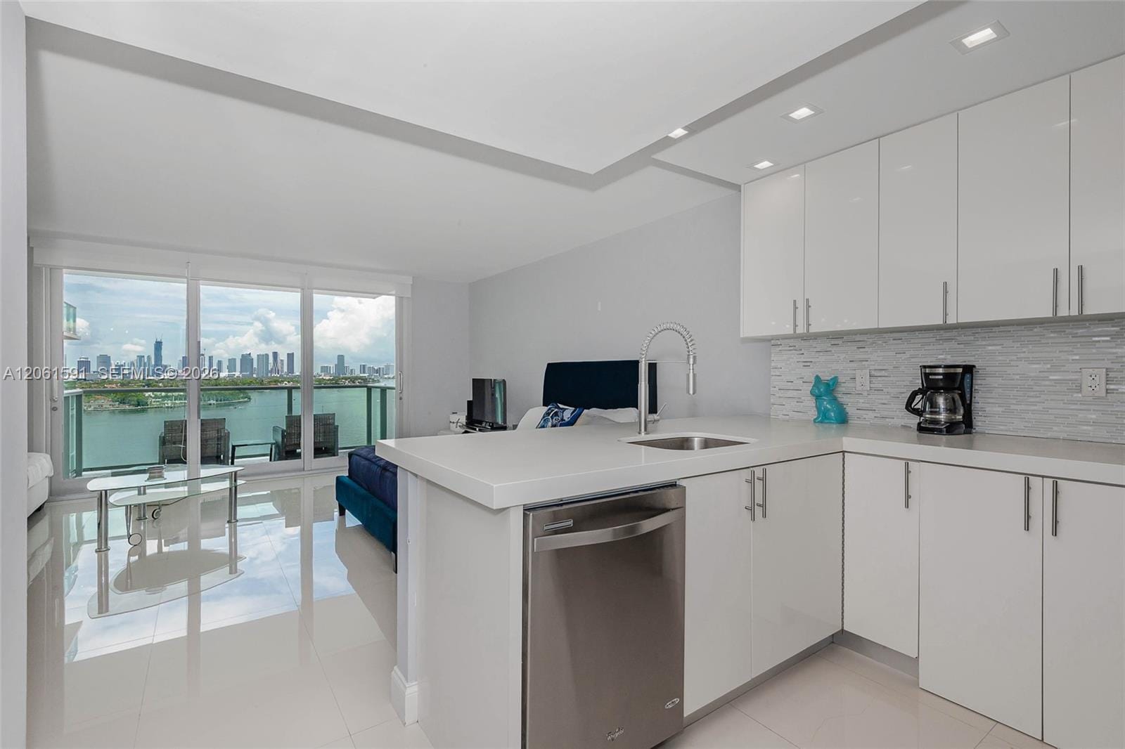 1000 West Avenue 1220, Miami Beach, FL 33139 photo 15