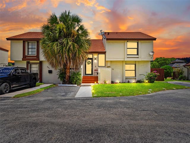 501 NW 98th Court 501, sold in East Wind Lake Village, Miami, FL