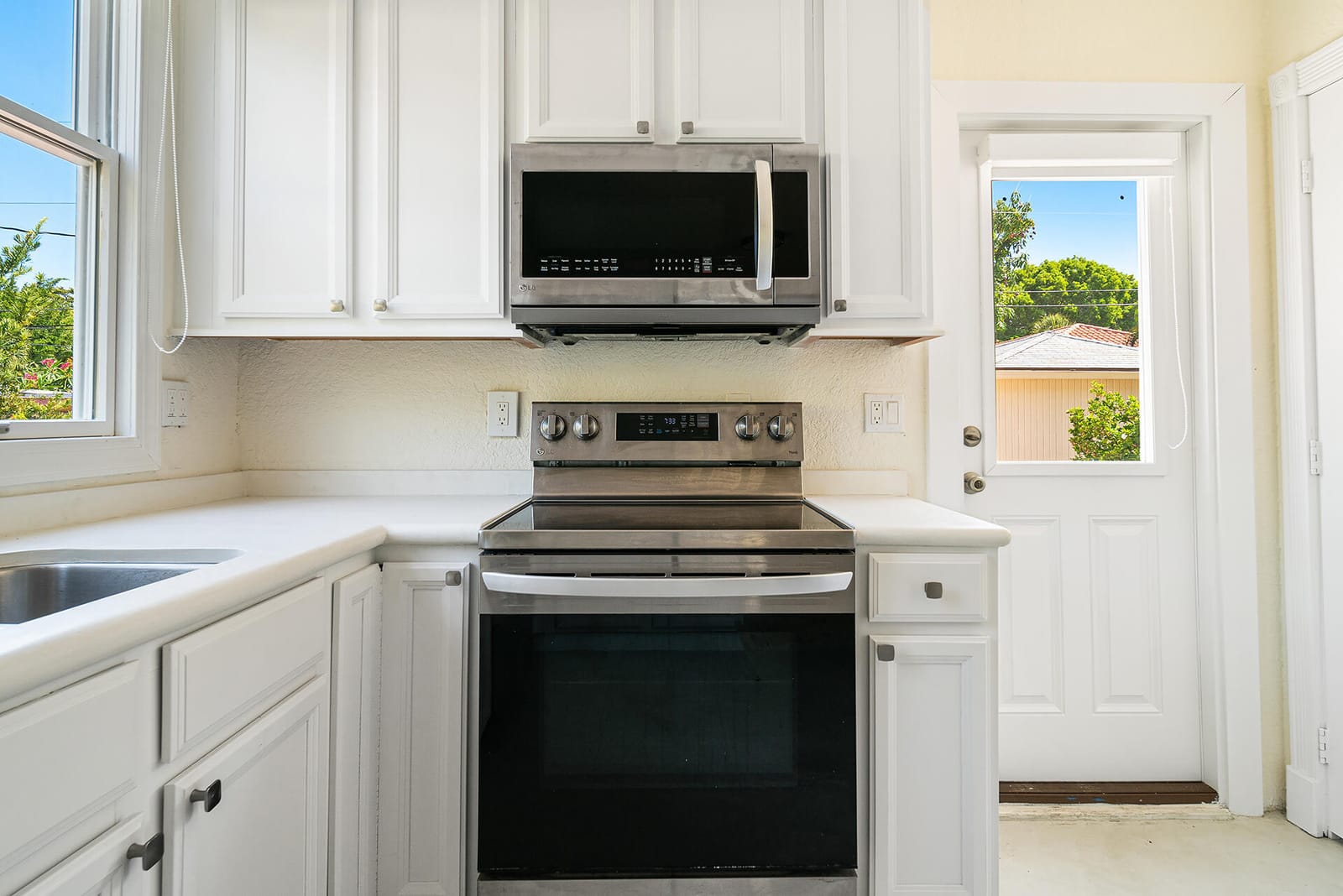 813 Avon Road, West Palm Beach, FL 33401 photo 13