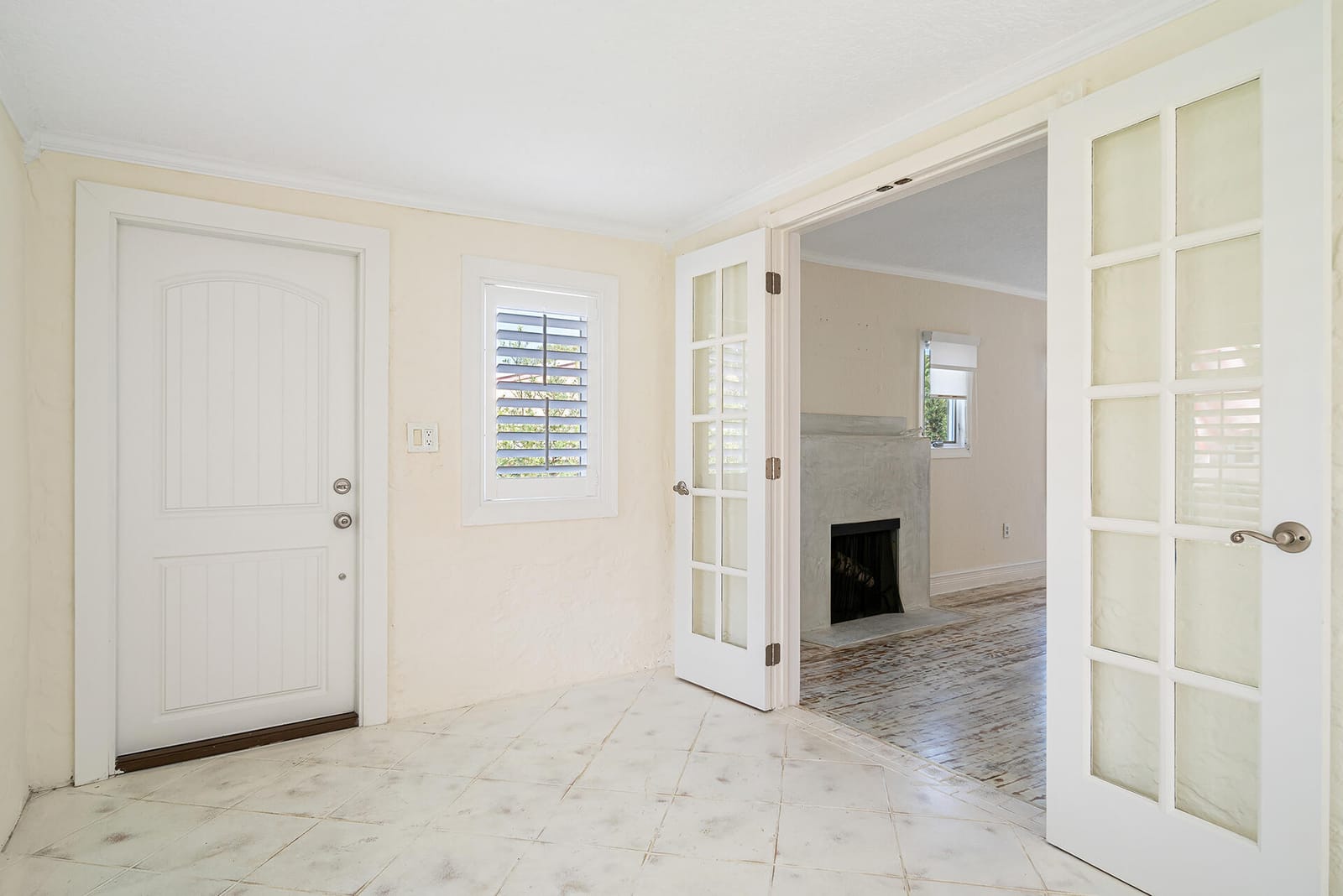 813 Avon Road — photo 4