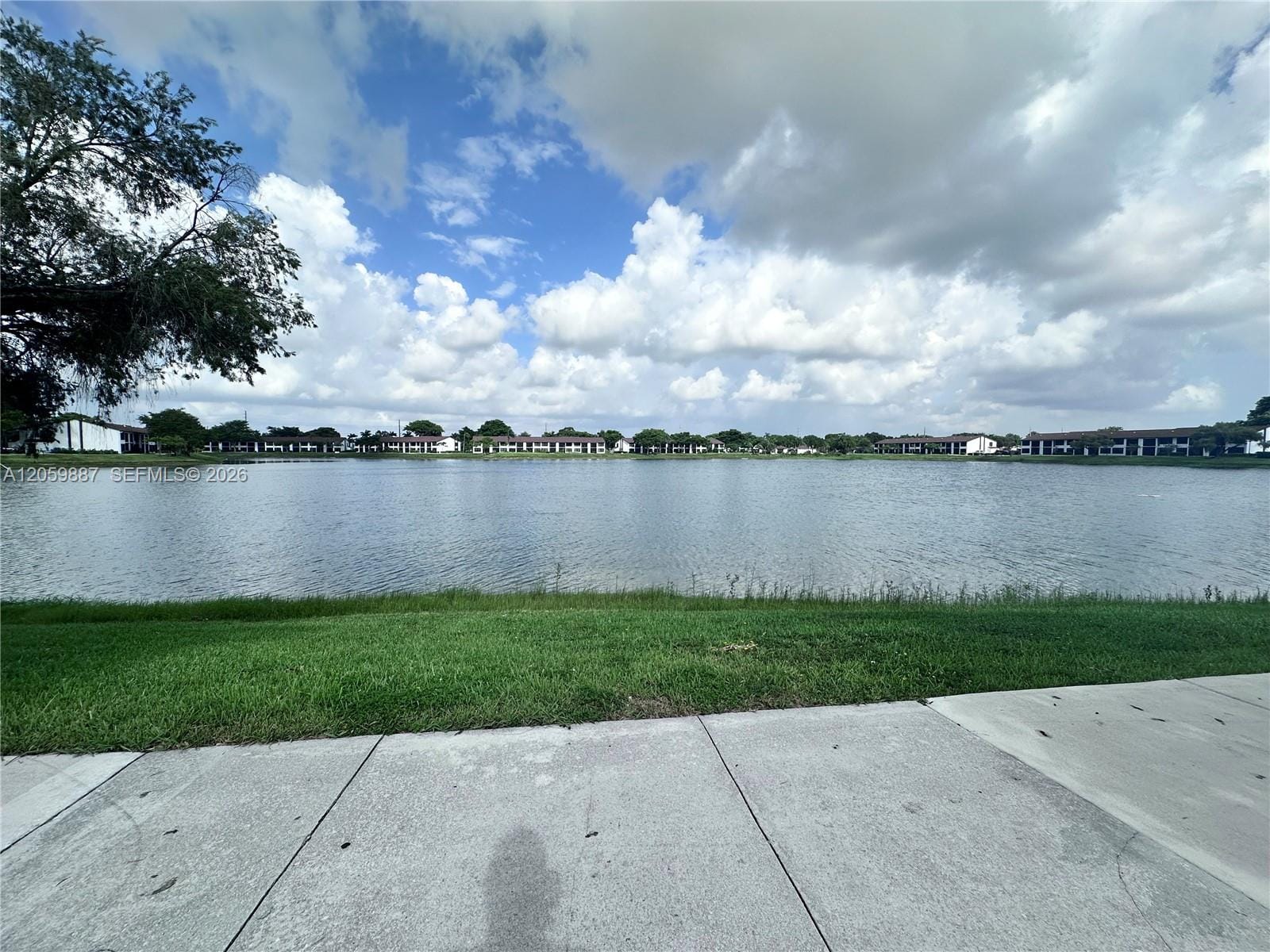 212 Lake Pointe Drive 107 — photo 11
