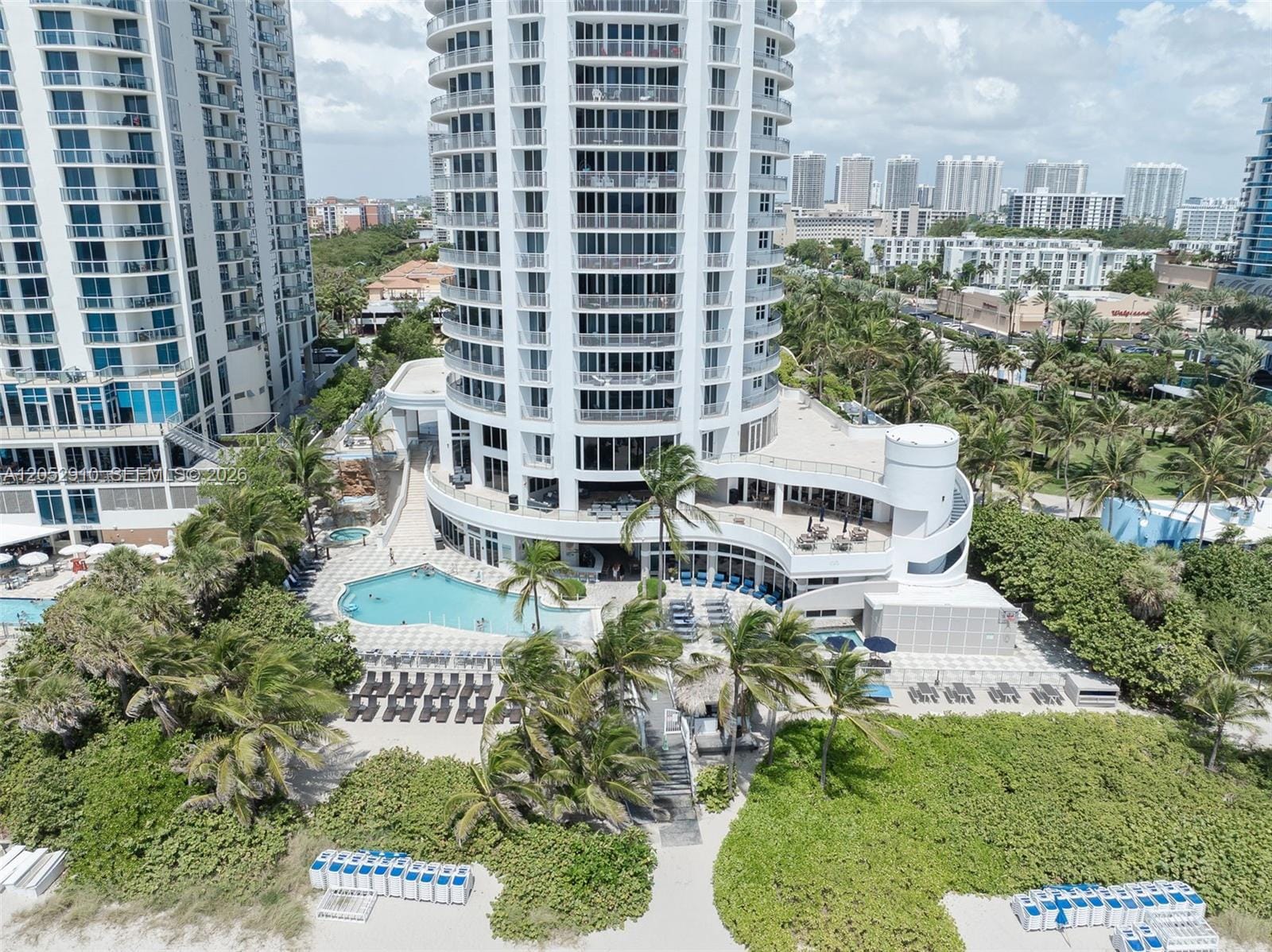 17375 Collins Avenue 2101, Sunny Isles Beach, FL 33160 photo 28
