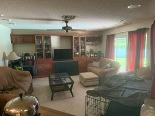 Pending home at 10422 NW 21ST Manor, Coral Springs, FL 33071