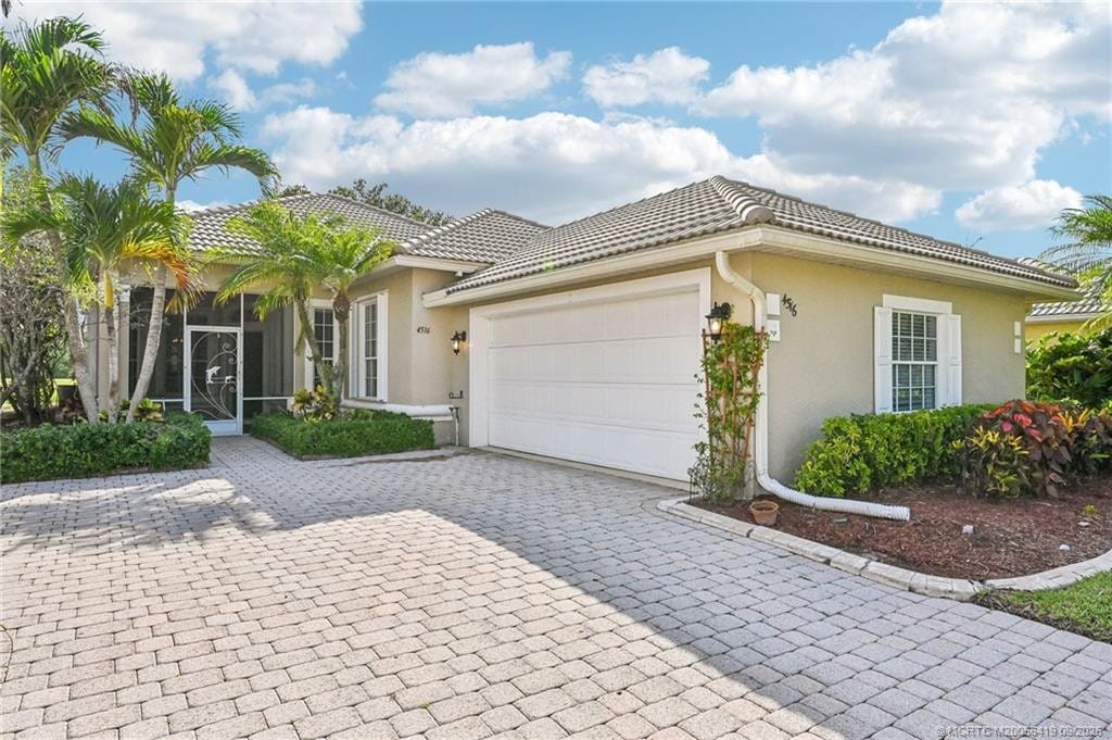 4516 NW Wandering Oak Court, Jensen Beach, FL 34957 photo 3