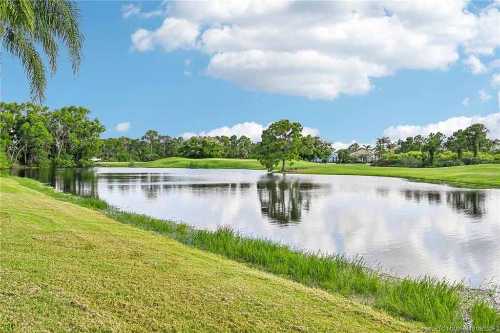 4516 NW Wandering Oak Court