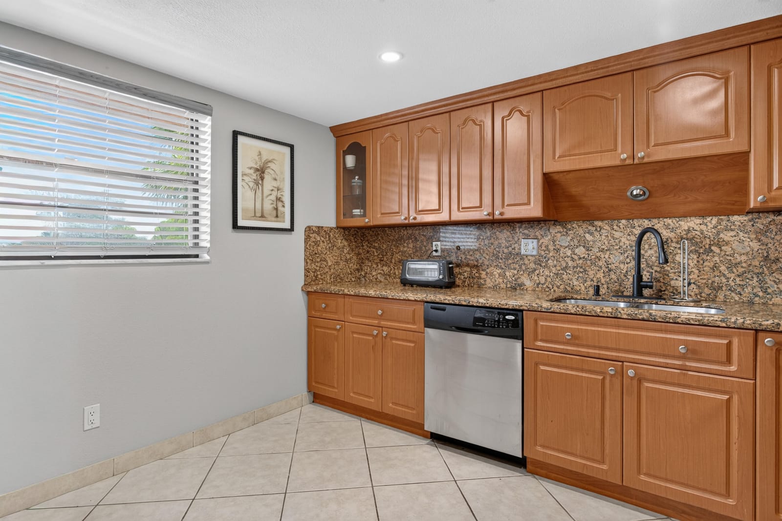 4975 E Sabal Palm Boulevard Apt 309 — photo 6
