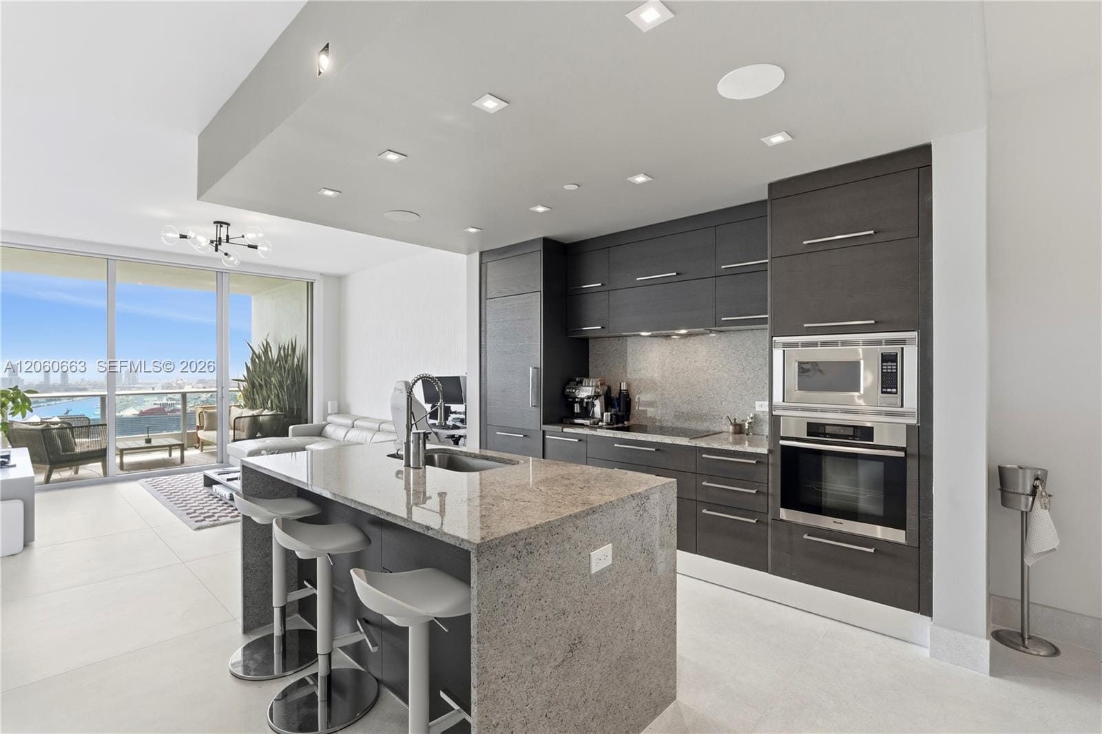900 Biscayne Boulevard 3607, Miami, FL 33132 photo 3