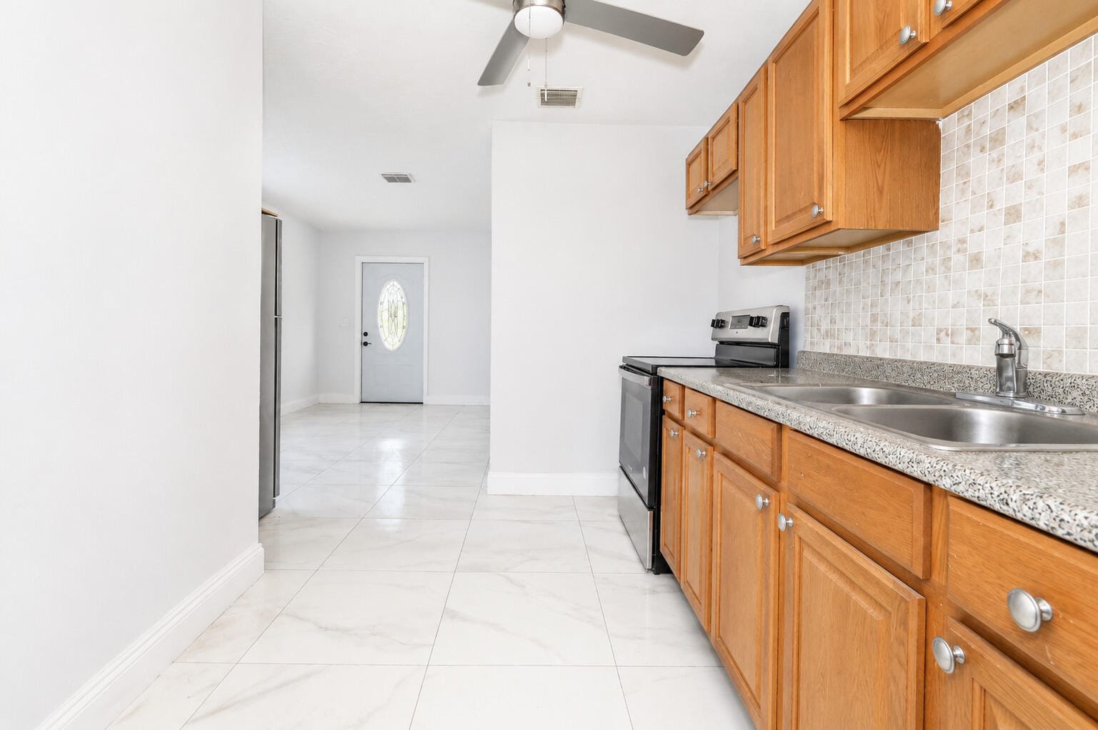 807 Handy Ave Avenue — photo 3