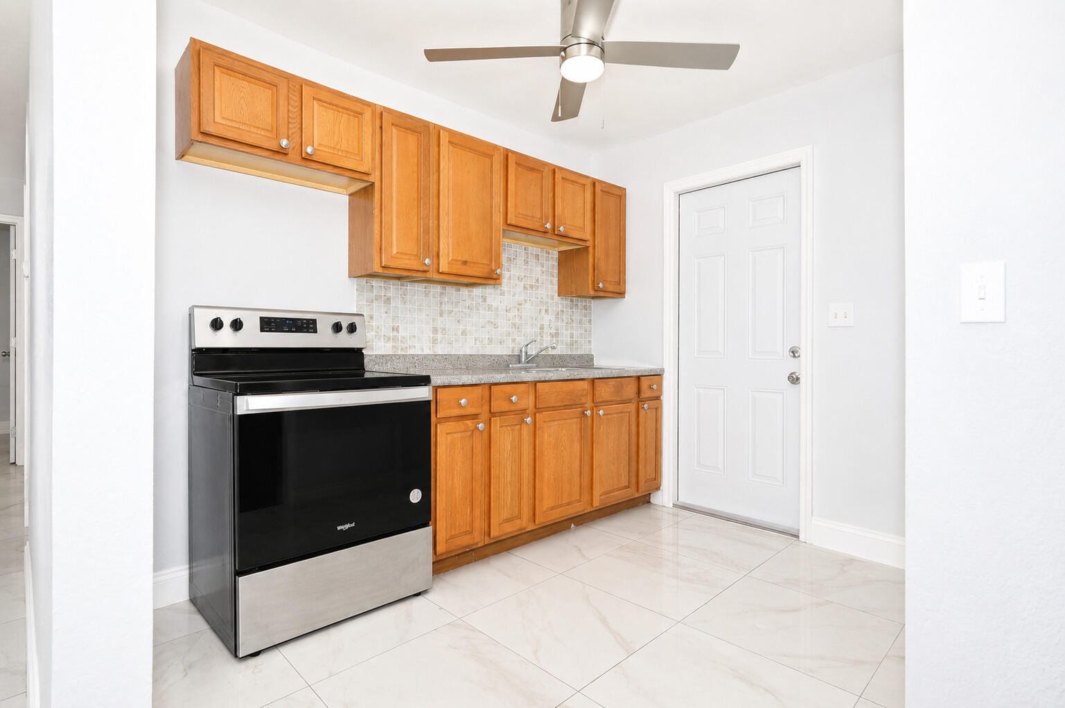 807 Handy Ave Avenue — photo 4