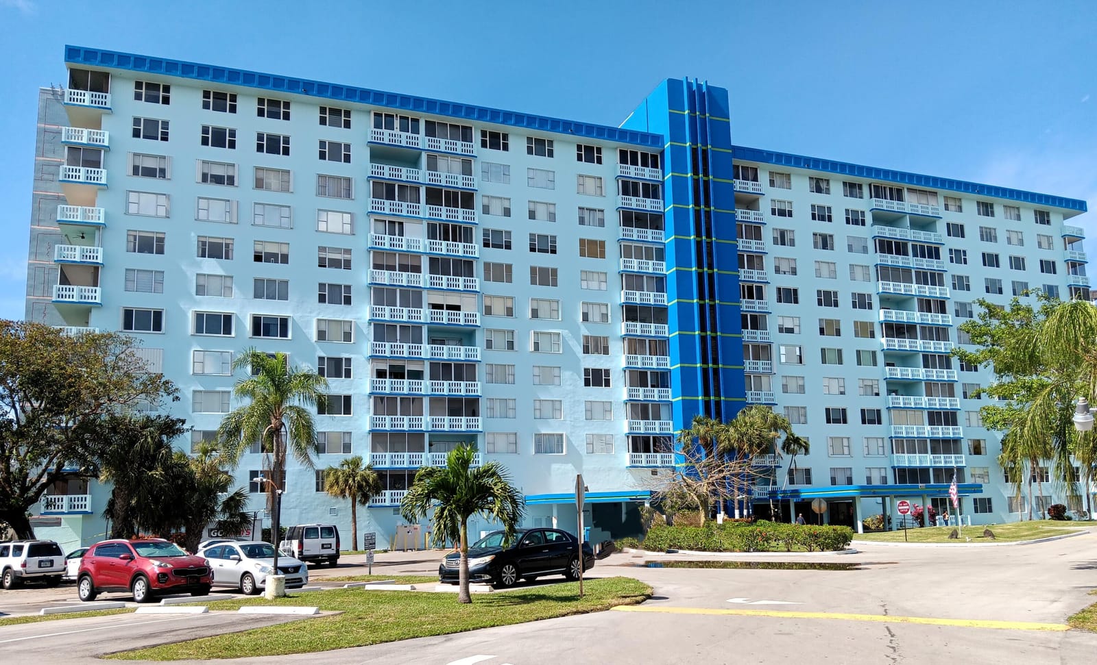 4001 HILLCREST Drive 705, Hollywood, FL 33021 photo 23