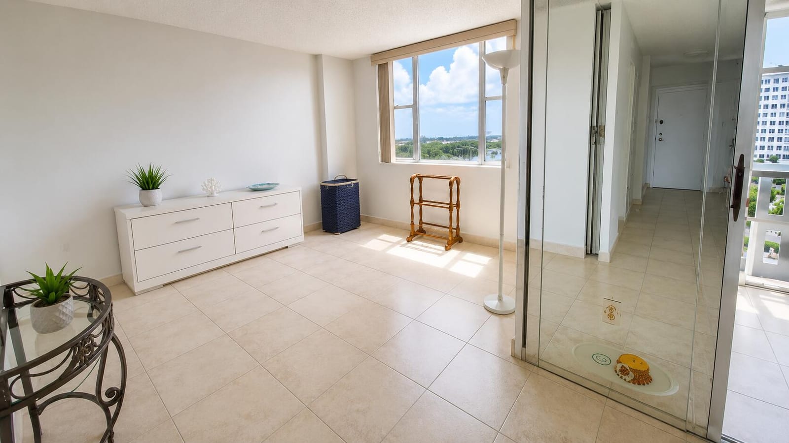 4001 HILLCREST Drive 705, Hollywood, FL 33021 photo 6