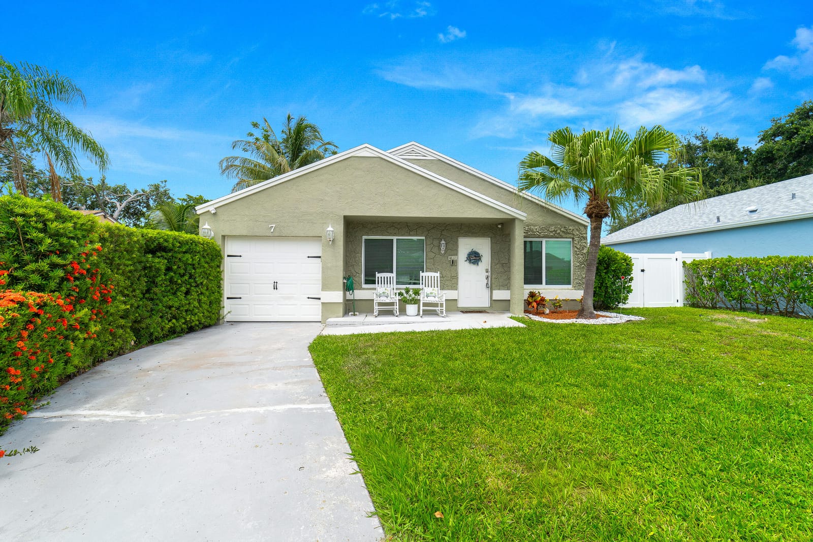 7 Cardiff Way, Boynton Beach, FL 33426 photo 1