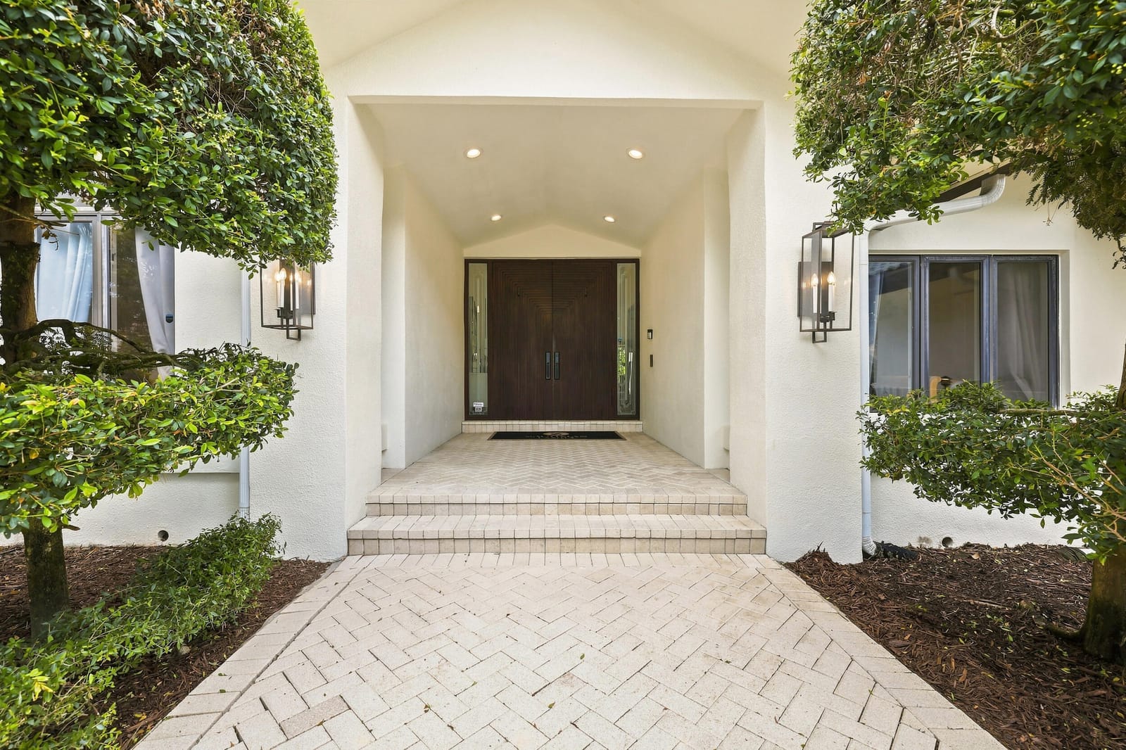 7082 Siena Court — photo 4