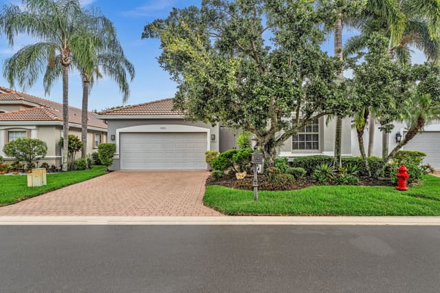 9587 Positano Way, sold in Bellaggio, Towne Park, Lake Worth, FL