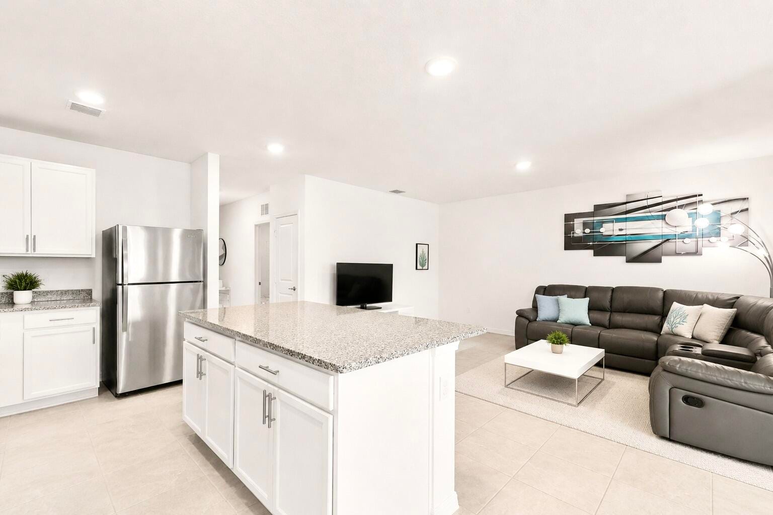 5162 Armina Place — photo 11