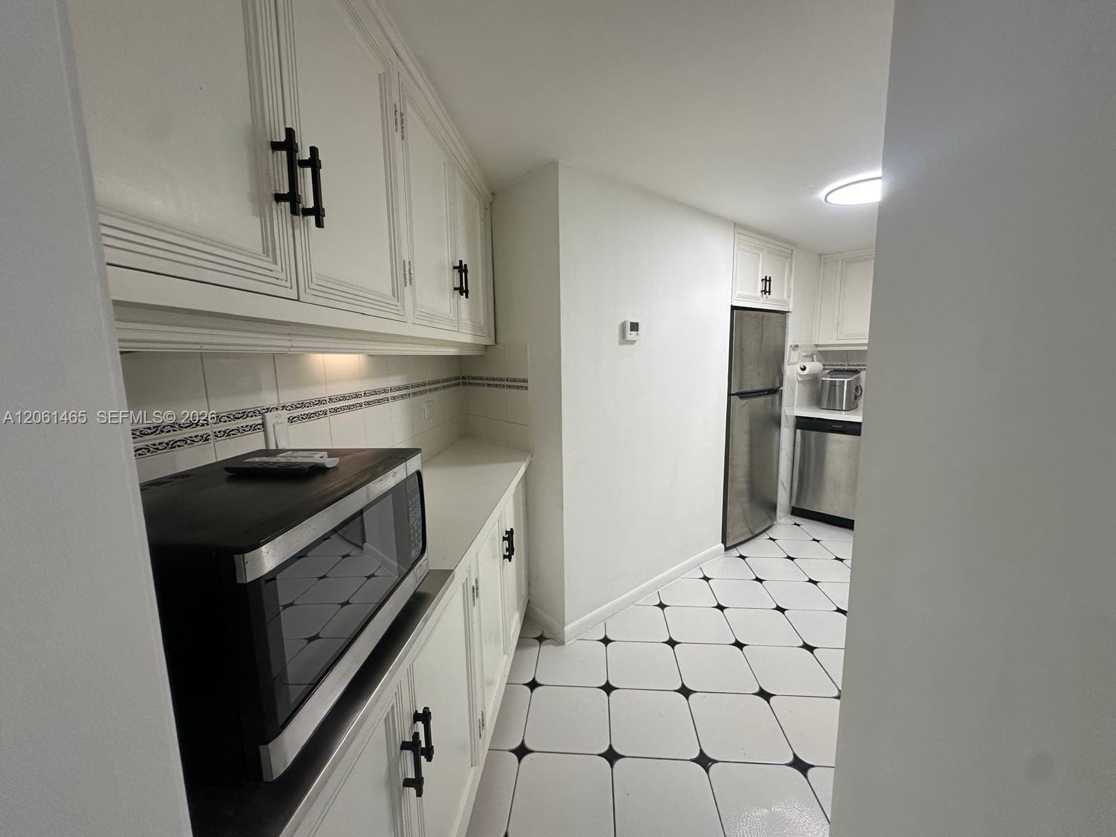 999 Brickell Bay Drive 1408, Miami, FL 33131 photo 15