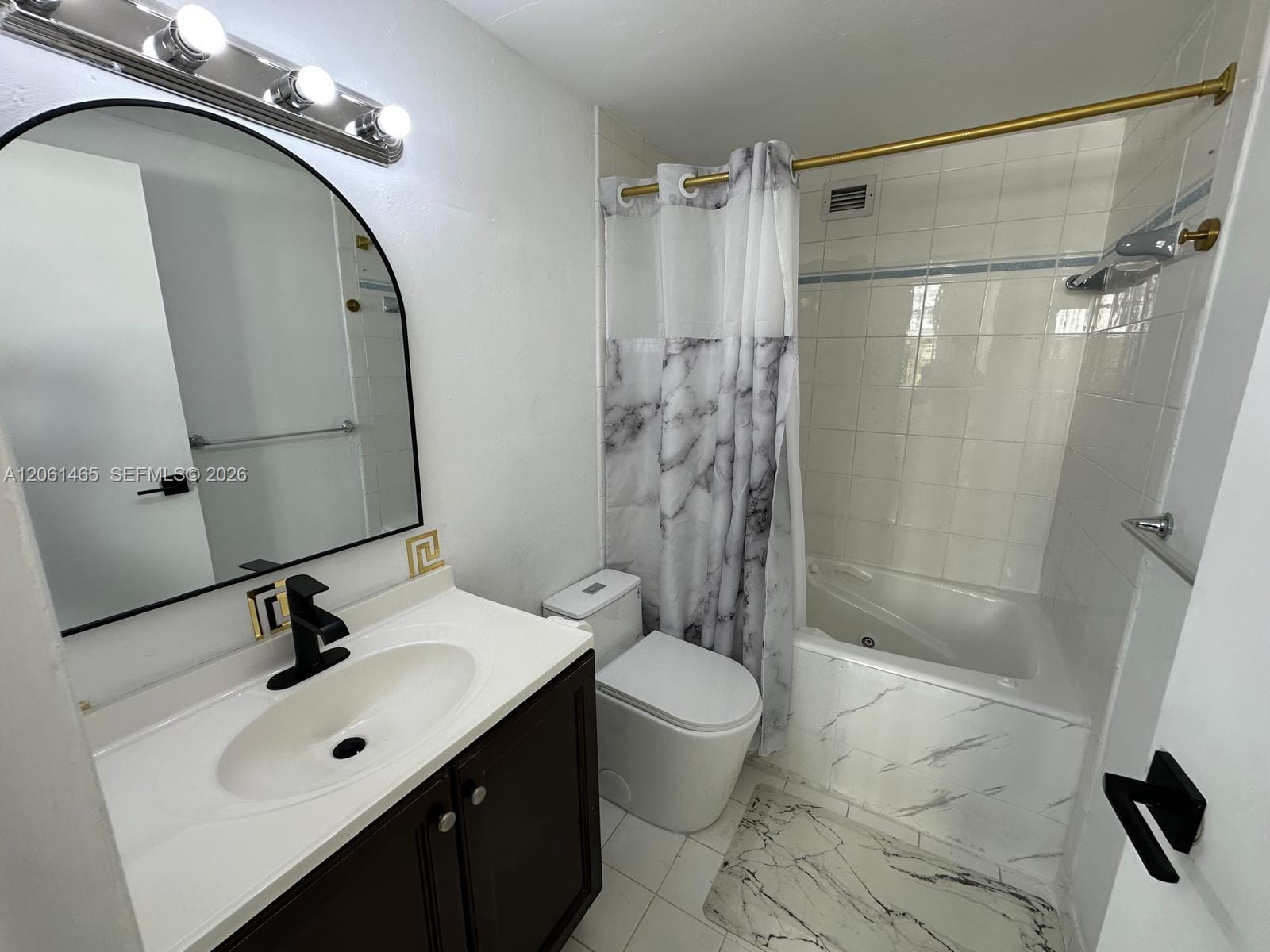 999 Brickell Bay Drive 1408 — photo 8