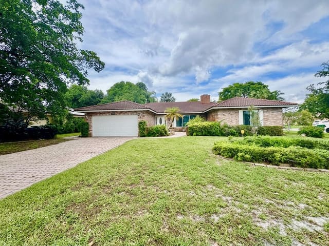 2022 NW 112th Avenue, sold in Cypress Run, Coral Springs, FL